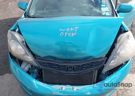 2012 Honda Fit Sport z USA, uszkodzony, nr VIN JHMGE8H54CC027332